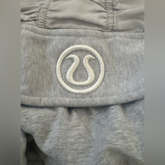 LULULEMON ATHLETICA Gray Utility Jacket with Hood 🩶 - Picture 7 of 10